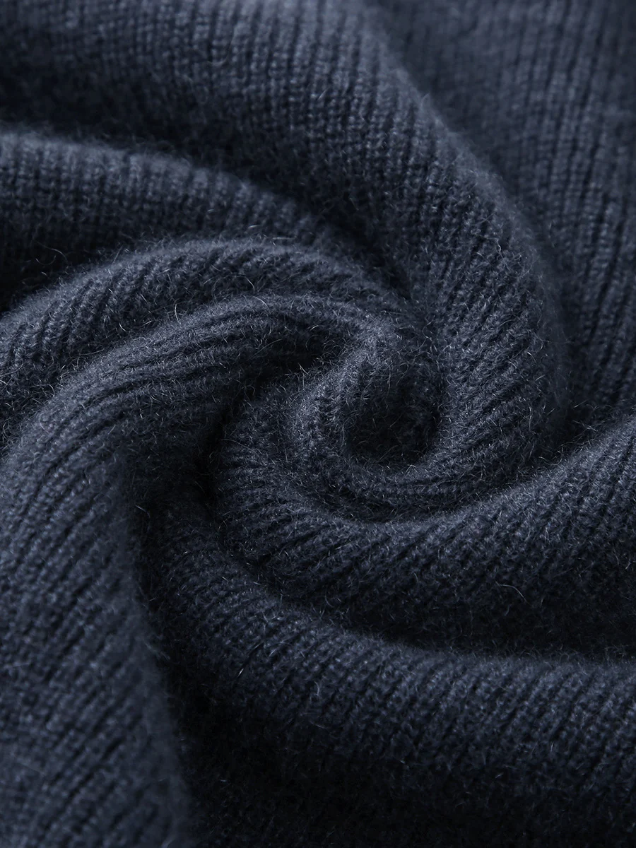 100% Cashmere Women's Contrast Trim Zip Sweater - Image 10