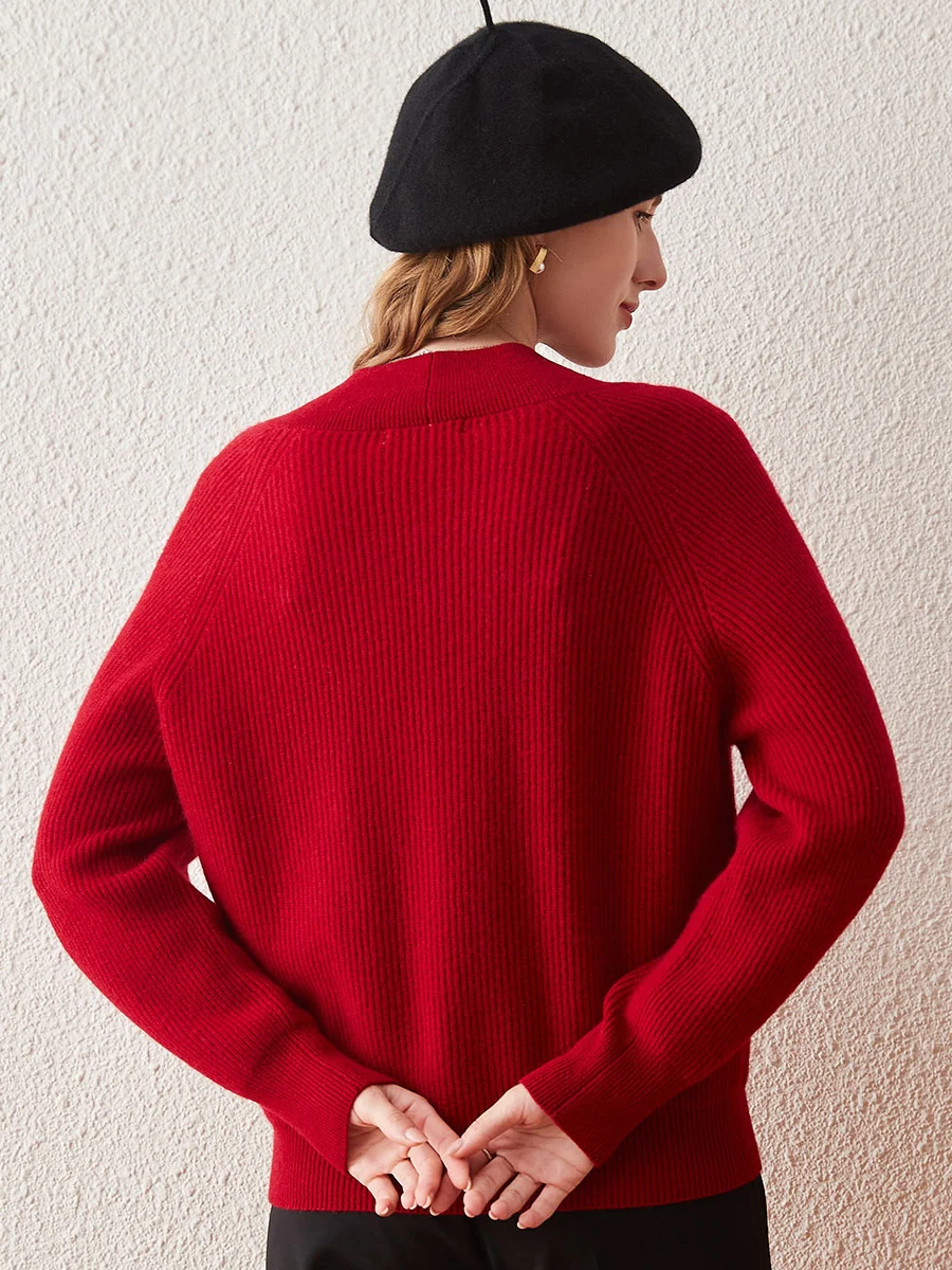 100% Cashmere Women's Lantern Sleeve V-Neck Knit Sweater - Image 17