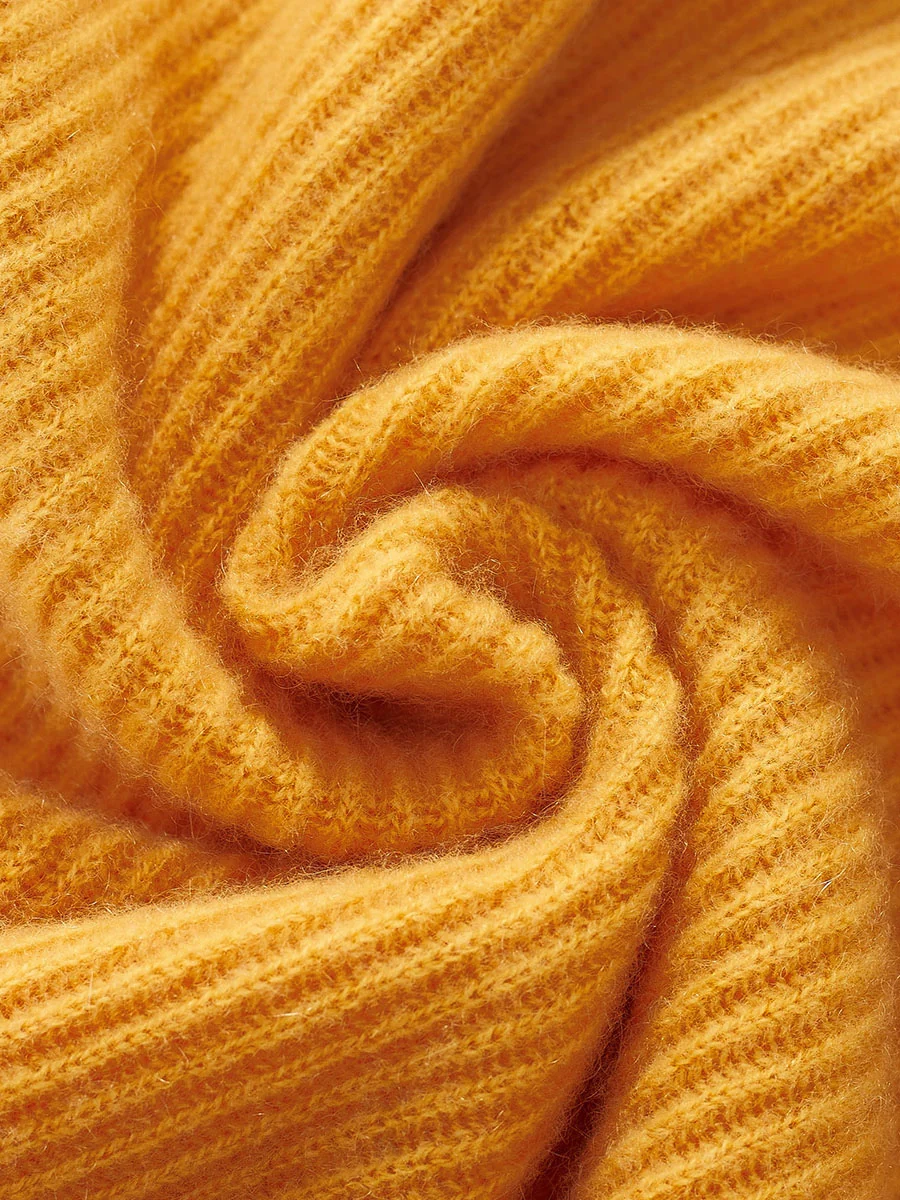 100% Cashmere Women's Lantern Sleeve V-Neck Knit Sweater - Image 6