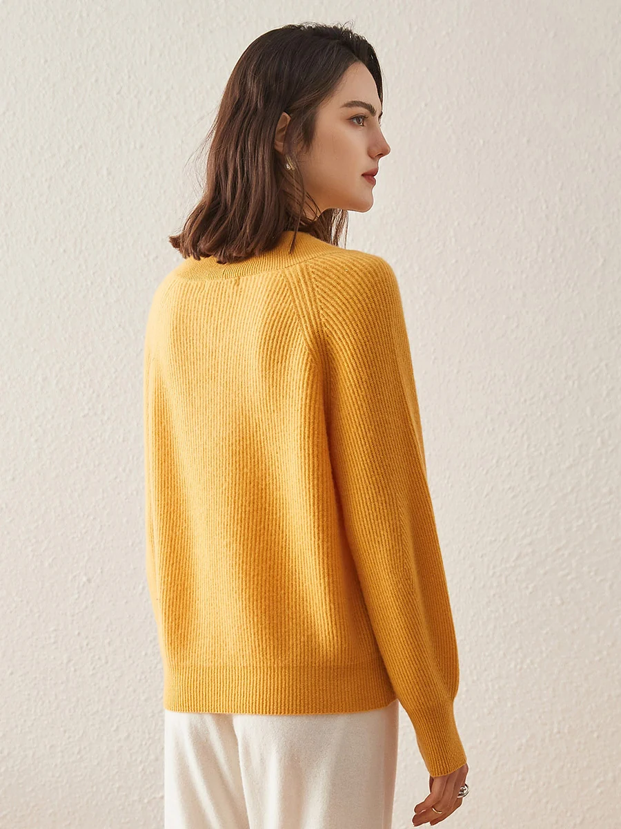 100% Cashmere Women's Lantern Sleeve V-Neck Knit Sweater - Image 7