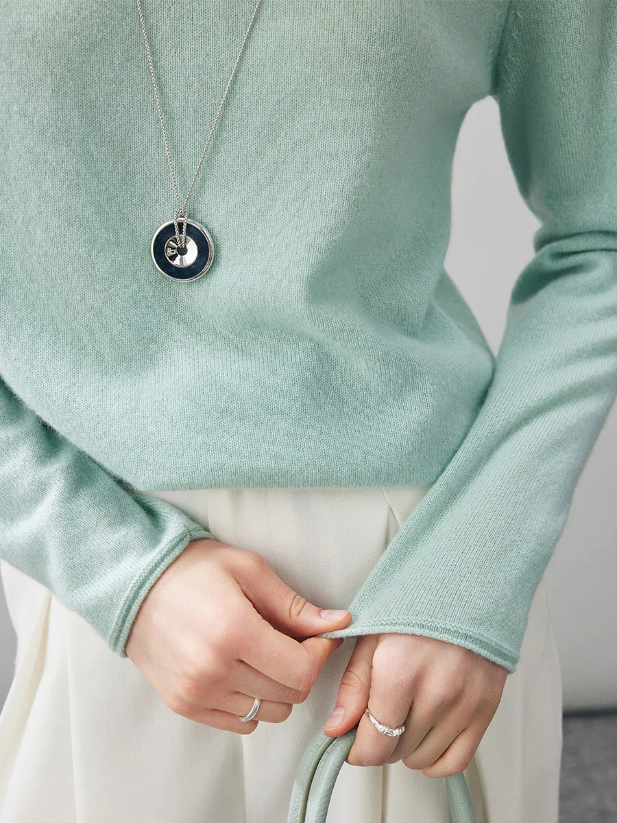 100% Cashmere Women's Round Neck Knit sweater - Image 13