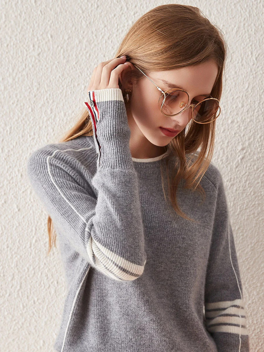 100% Cashmere Women's Striped Sleeve Round Neck Sweater - Image 7