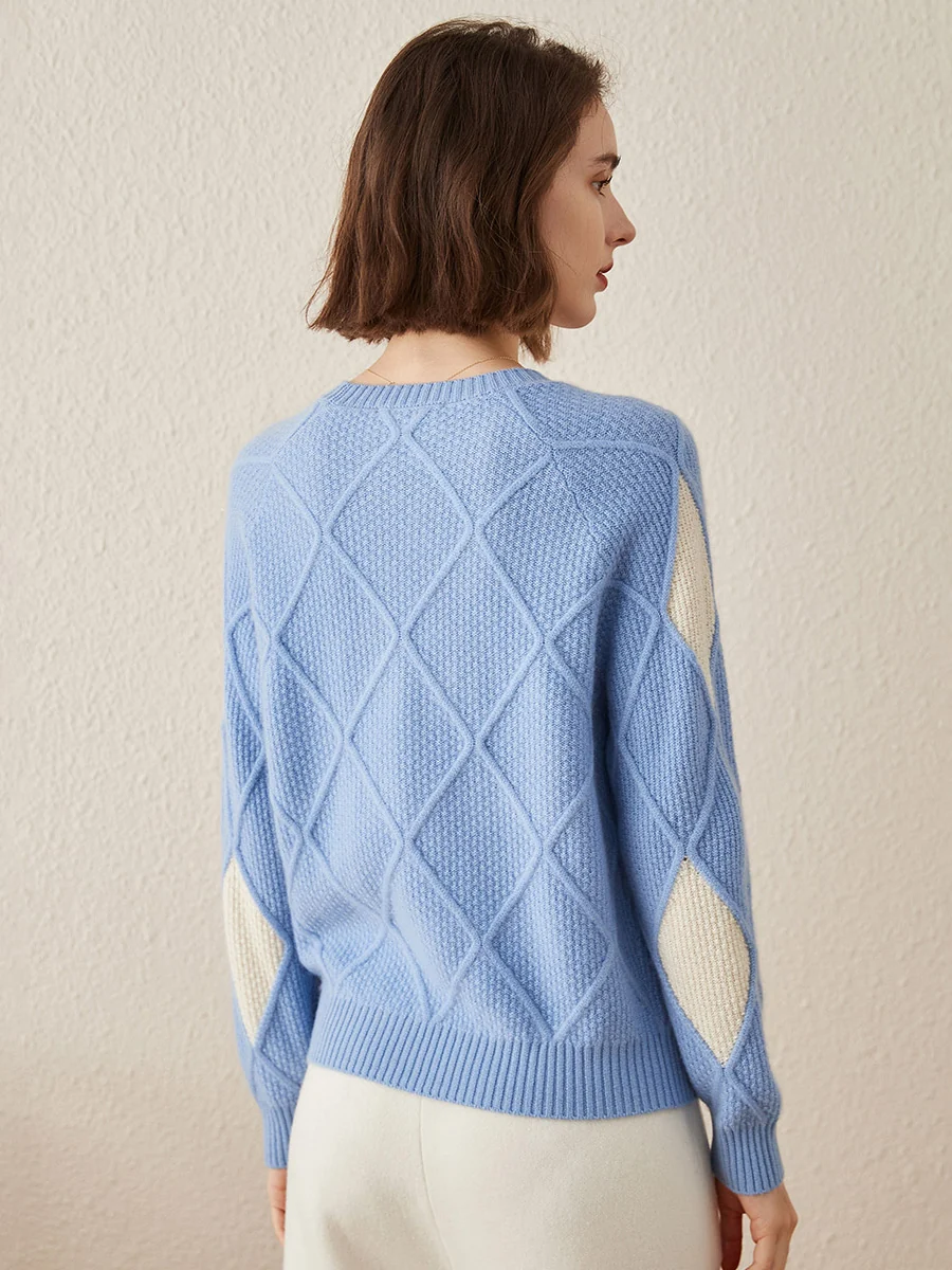 100% Cashmere Women's Sweater with Gold&Silver Threads - Image 14