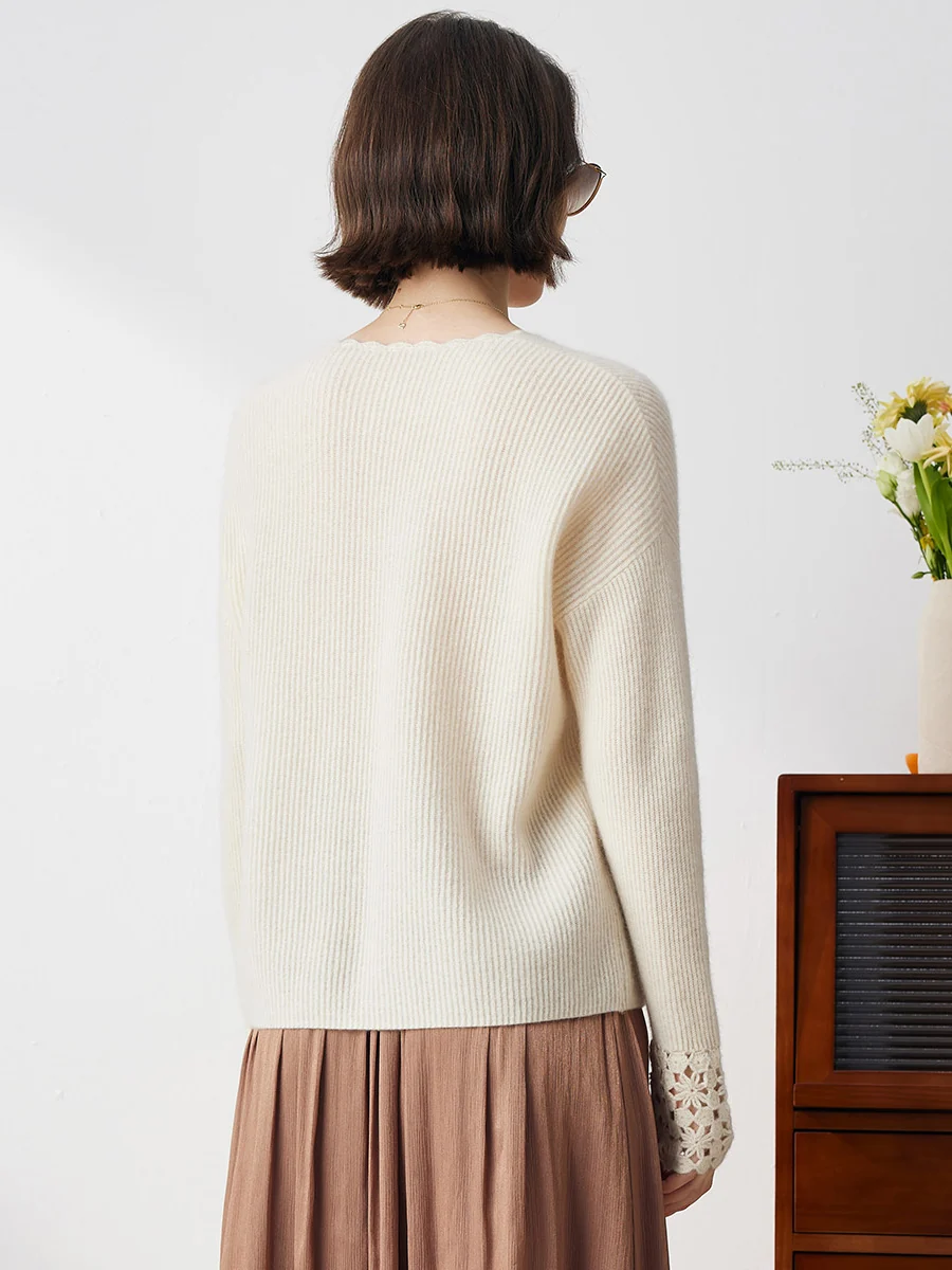 100% Cashmere Women's V-Neck Loose Knit Sweater - Image 8