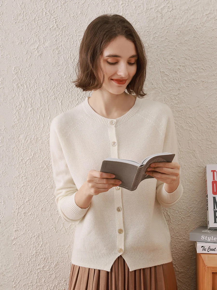 100% Wool Women's Round Neck Cardigan Sweater - Image 5