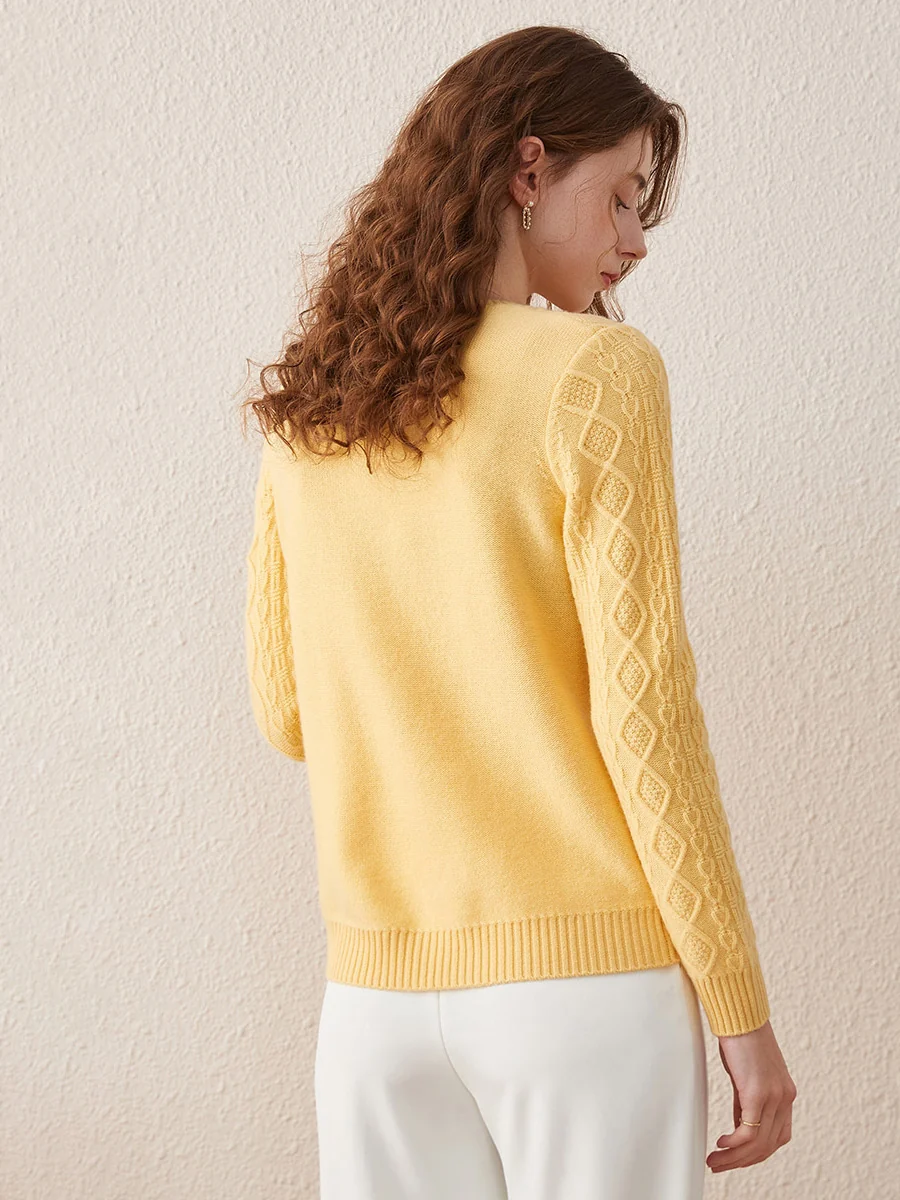 100% Wool Women's Cable Knit Sweater - Image 12