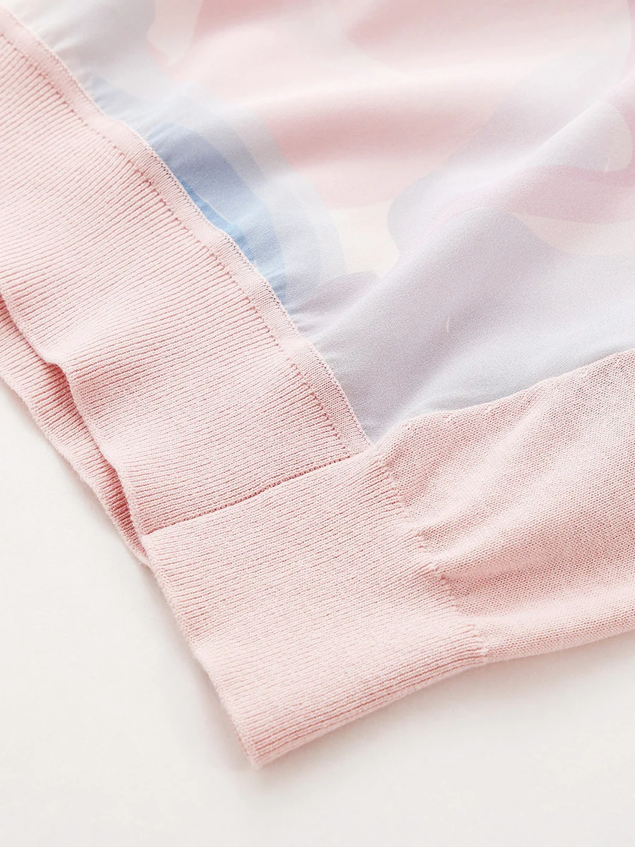 Women's Floral Print Panel Knit T-Shirt - Image 12